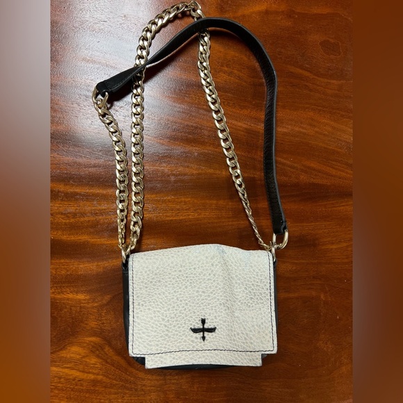 Pour La Victoire Leather Crossbody Bag - Picture 1 of 12